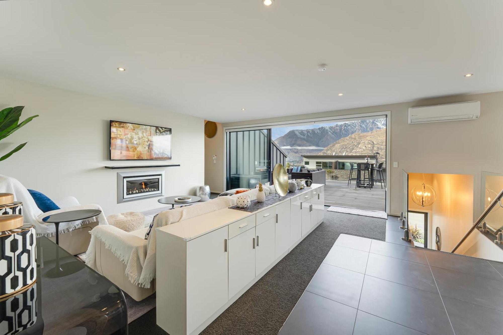 Queenstown Lake And Mountain View Retreat Free Wifi Free Street Parking Exterior photo